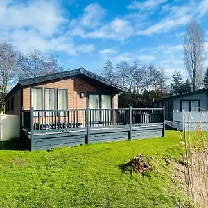https://beryl-lodge-with-hot-tub.yorkshirehotels.net
